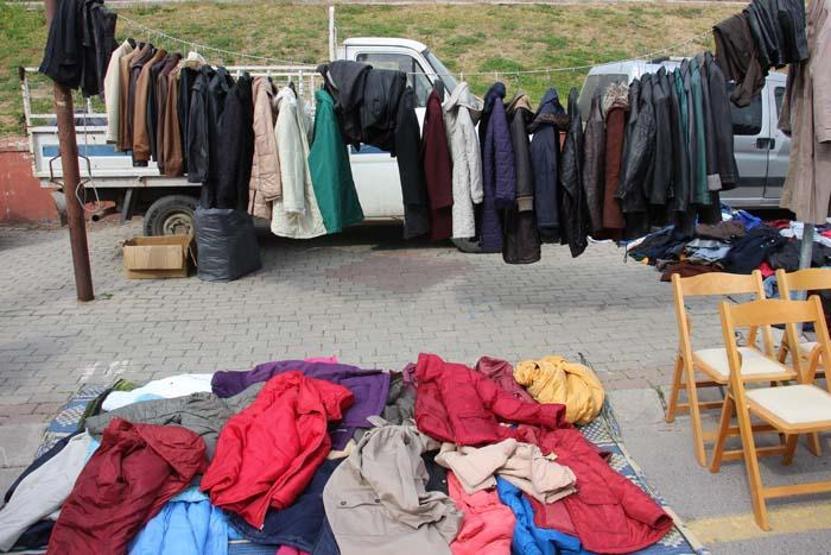 Bu pazara gelen insanlar geçmişe yolculuk yapıyor