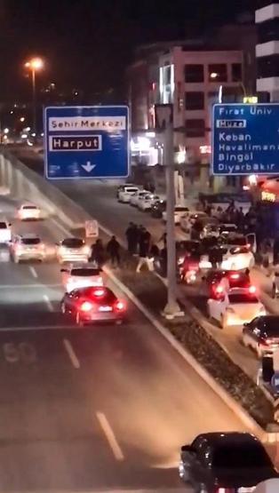 Elazığda sopa ve sallama bıçaklı yol verme kavgası: 10 gözaltı