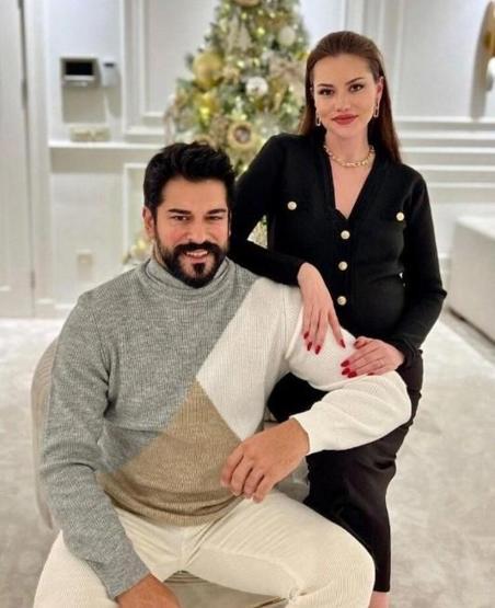 Burak Özçivitin kardeşi görenleri mest etti
