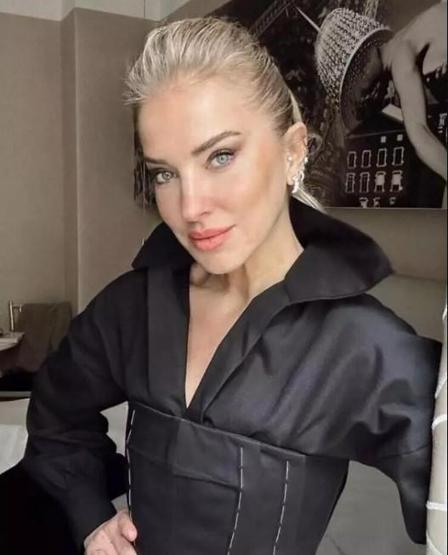 Burcu Esmersoy hakkında flaş iddia: Doktoru yasak koydu