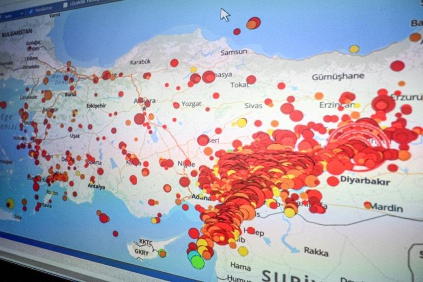 Deprem fırtınası Yeni fay hatları mı oluştu Uzman isim diyor ki...