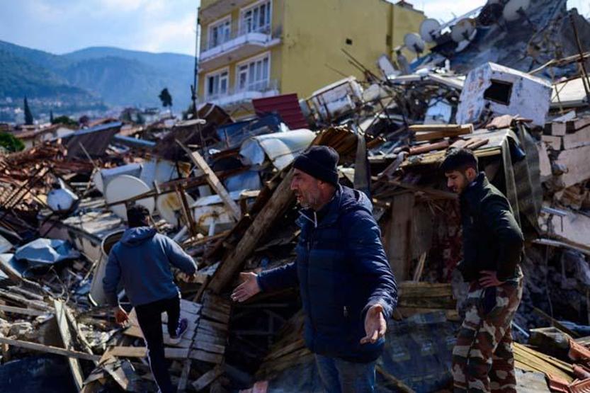 Uzmanlar uyarıyor: Boş bulduğunuz yere çadır kurmayın Salgın hastalık riski: Tifo, kolera, Hepatit A, bu hastalıklar yayılabilir