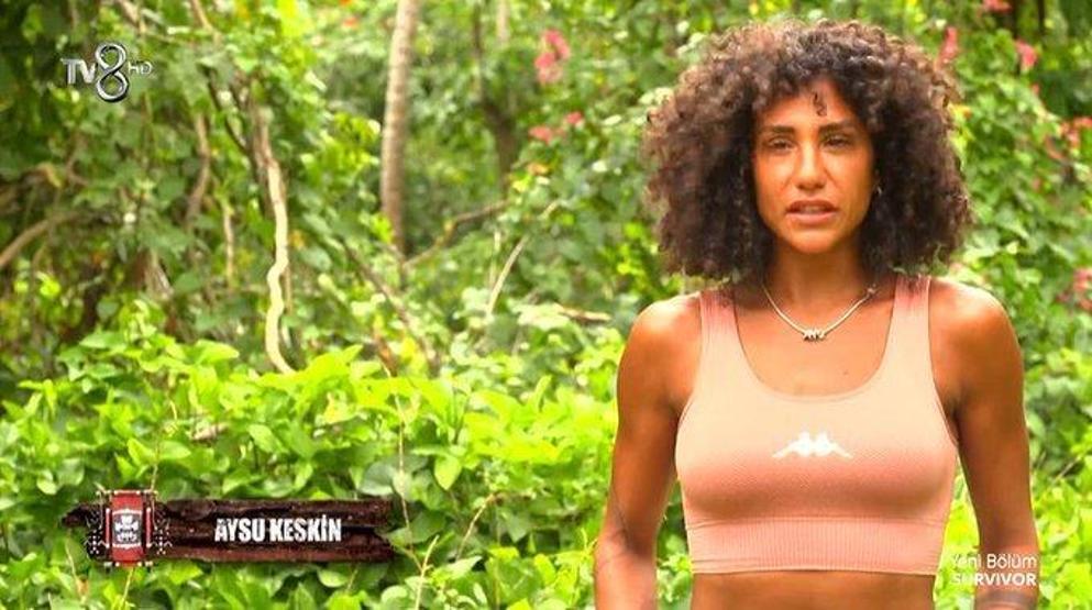 Survivor’da aşk Meğer Halil İbrahim ve Aysu sevgiliymiş Acun Ilıcalı sordu Halil açıkladı