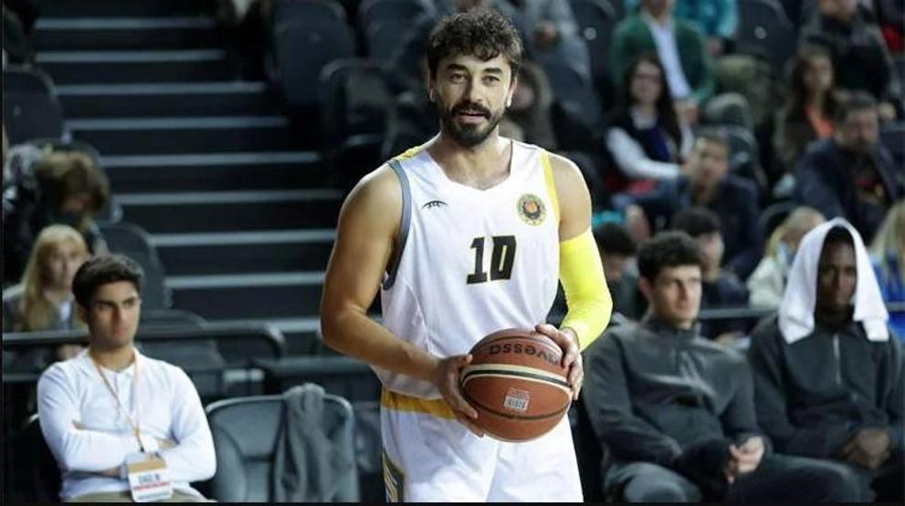 Kraliçe’nin Ateş’i Gökhan Alkan’dan basketbol şov