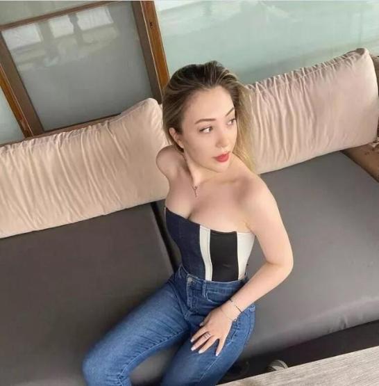 Yasmin Erbil ve Yiğit Poyraz çadır kentte