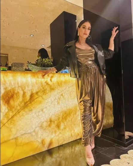 Hazal Kaya bebeğiyle ilk karesini paylaştı
