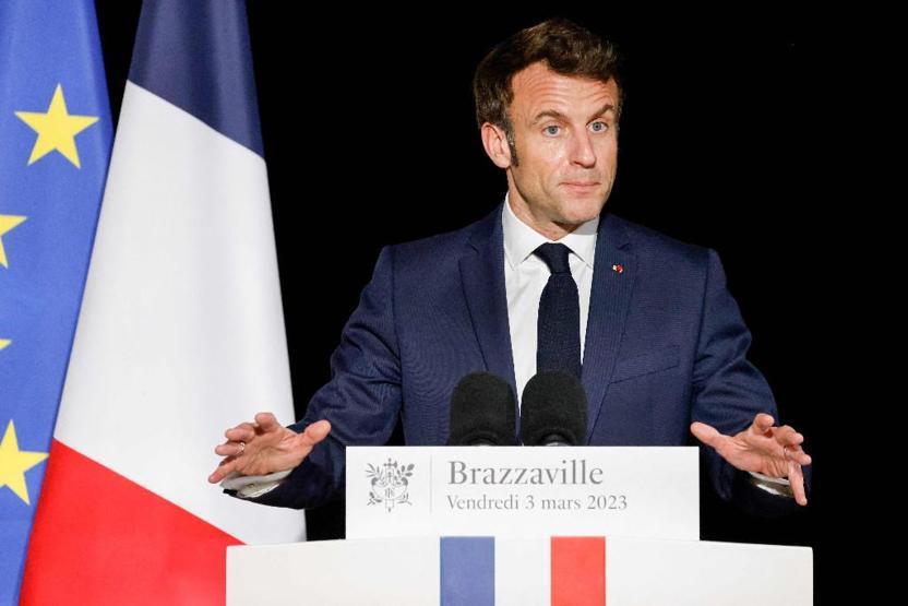 Macrondan geri adım sinyali gelmedi: Fransayı ayağa kaldıran yasa tasarısında ilk onay