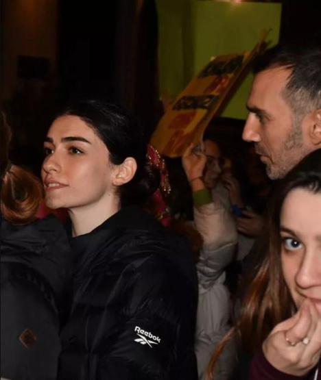 Hazar Ergüçlünün panik anları