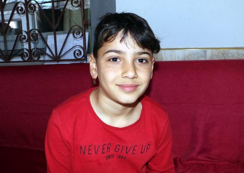 Sezen Aksu Hatayda Ali İsmail Korkmaz’ın ailesini ziyaret etti