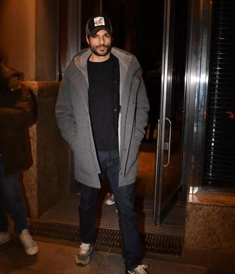 Özge Gürel makyajsız görüntülenince: O fotoğrafları silin