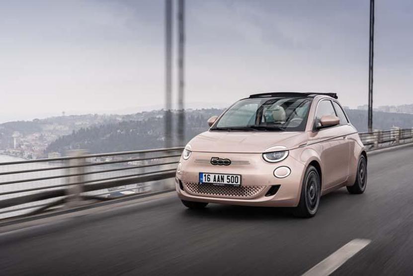 FIAT 500e tek şarjla 320 km gidecek