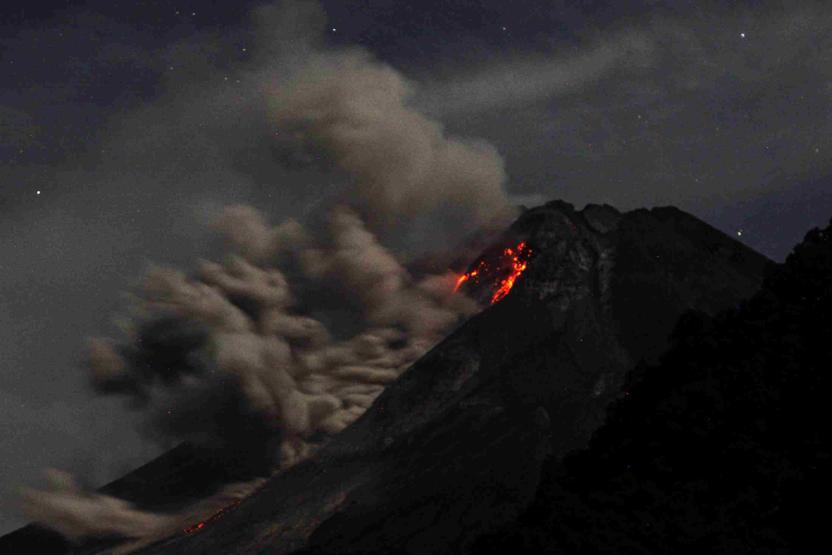 Merapi Yanardağında hareketlilik sürüyor