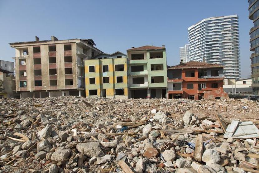 Korkutan rapor: İstanbul depremi 10 ili vuracak İşte en riskli ilçe...
