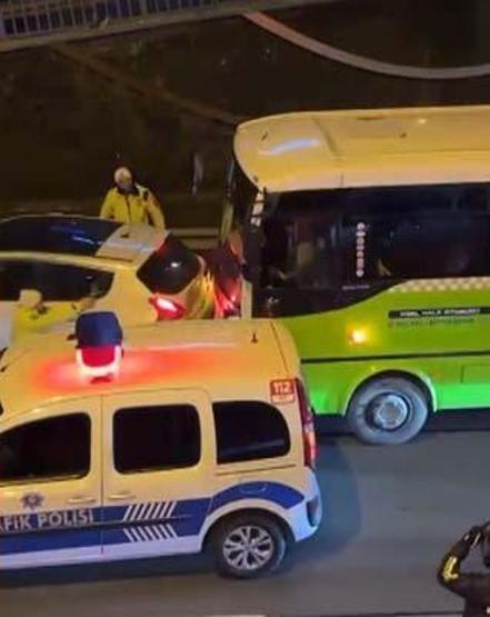 Ayrı yaşadığı eşinin hamile olduğunu öğrenince ortalığı birbirine kattı Polis önünü kesti, silah doğrulttu...