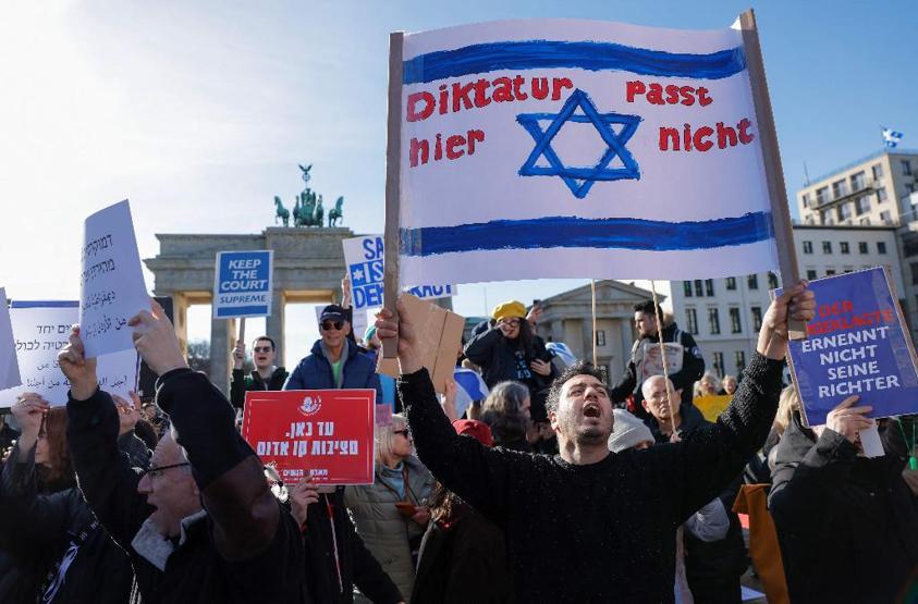Netanyahunun protestolar eşliğindeki Berlin ziyareti