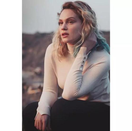 Farah Zeynep Abdullah önce şaşırdı sonra güldü
