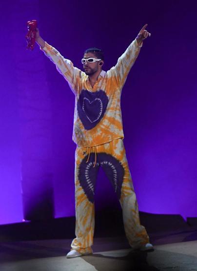 Bad Bunnyye eski sevgilisinden 40 milyon dolarlık dava