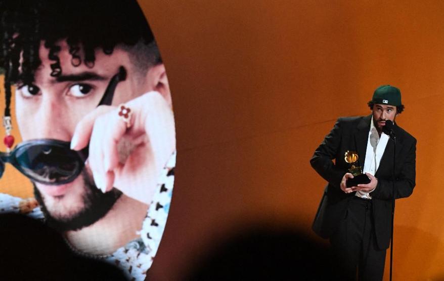 Bad Bunnyye eski sevgilisinden 40 milyon dolarlık dava