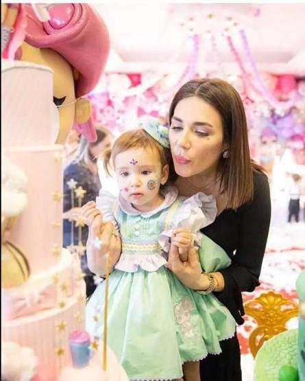 Buse Varol hamile mi Kafa karıştıran açıklama