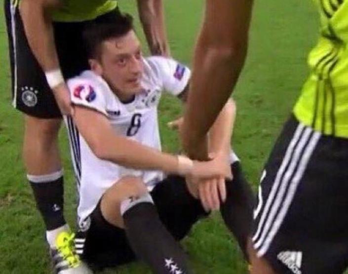 Futbol sahalarının en ilginç anları