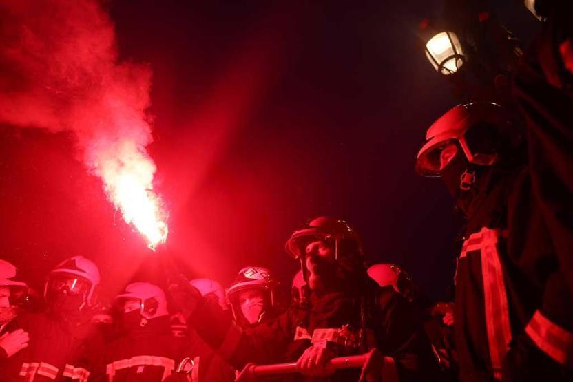 Fransada protestocular polisle çatıştı: 58 gözaltı