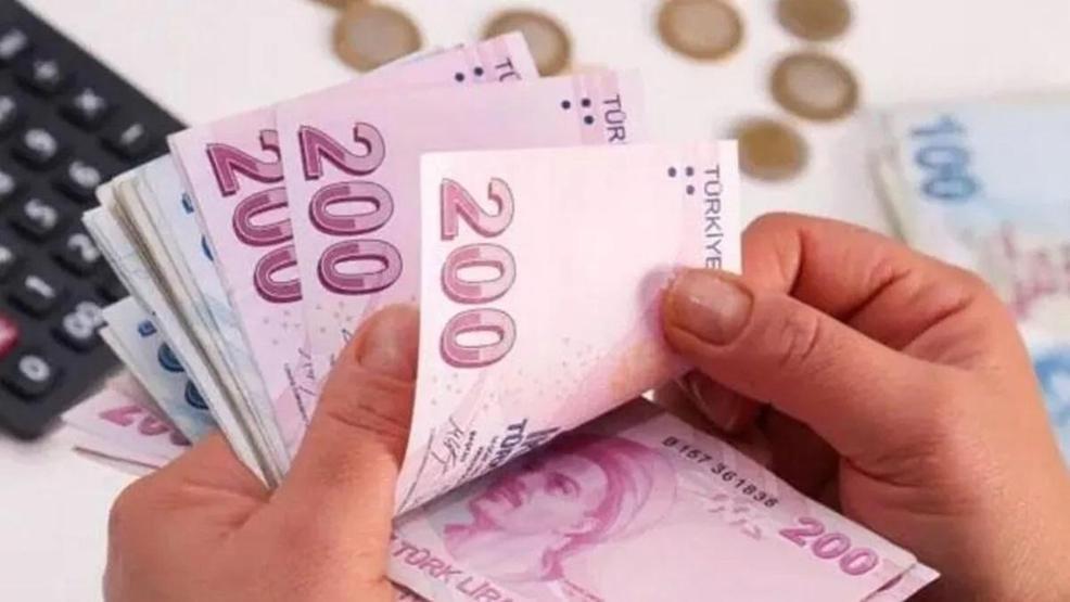 En düşük emekli aylığı 7.500 TL oldu Maaş promosyonları değişiyor