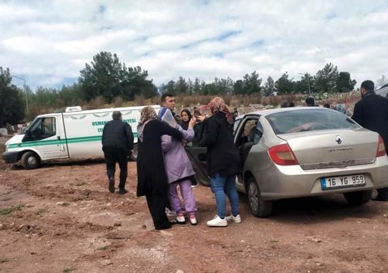 Pendikteki yangında ölen depremzede Can, Osmaniyede toprağa verildi