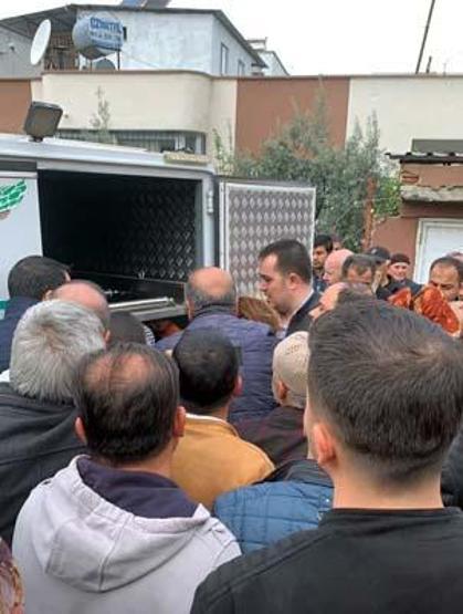 Pendikteki yangında ölen depremzede Can, Osmaniyede toprağa verildi