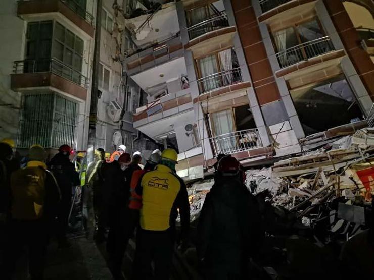 Deprem bölgesi için salgın hastalık uyarısı