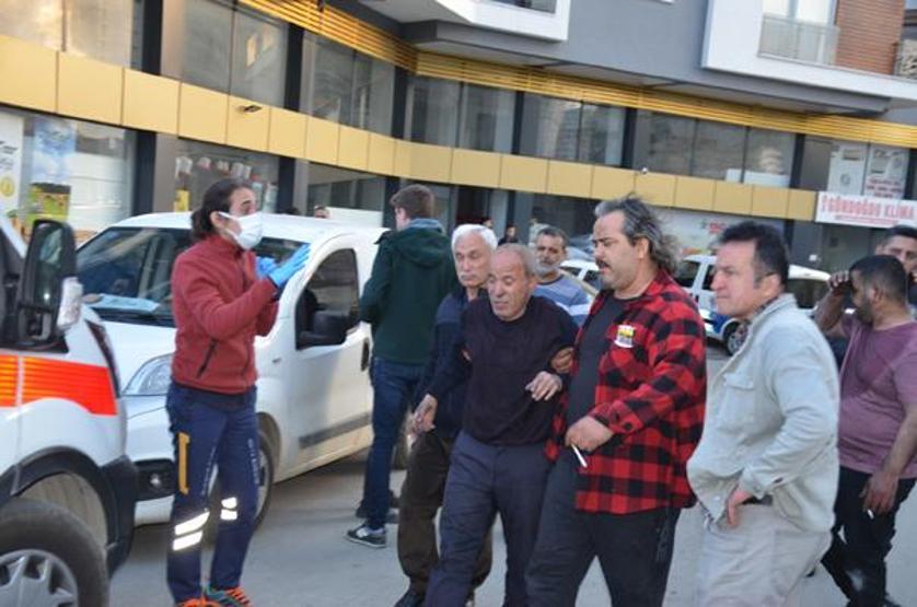 Apartman otoparkında çıkan yangında 7 kişi dumanlardan etkilendi