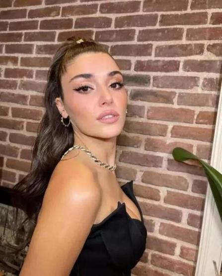 Hande Erçelin popülerliğini arttırdı Aşk dobingi