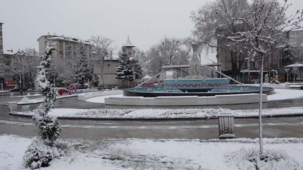 56 kent için sarı ve turuncu kod verilmişti: İstanbul ve Ankara dahil bazı illerde Mart karı sürprizi...