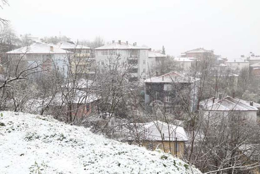 56 kent için sarı ve turuncu kod verilmişti: İstanbul ve Ankara dahil bazı illerde Mart karı sürprizi...