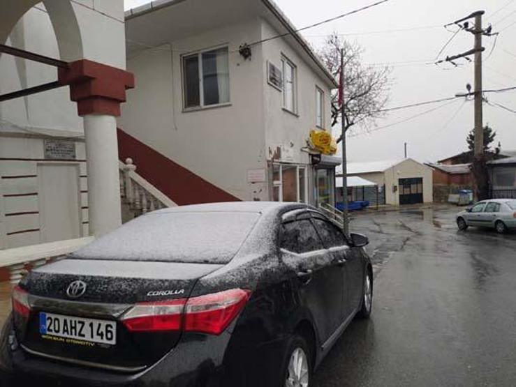 56 kent için sarı ve turuncu kod verilmişti: İstanbul ve Ankara dahil bazı illerde Mart karı sürprizi...