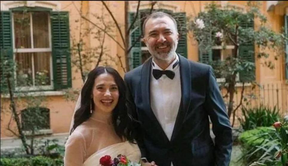 Funda Eryiğit ve Berkun Oyanın mutlu günü