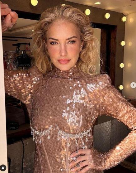 Burcu Esmersoydan alkışlanacak hareket