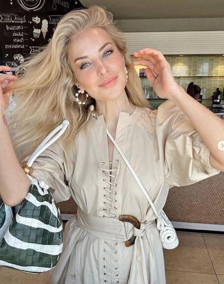 Burcu Esmersoydan alkışlanacak hareket
