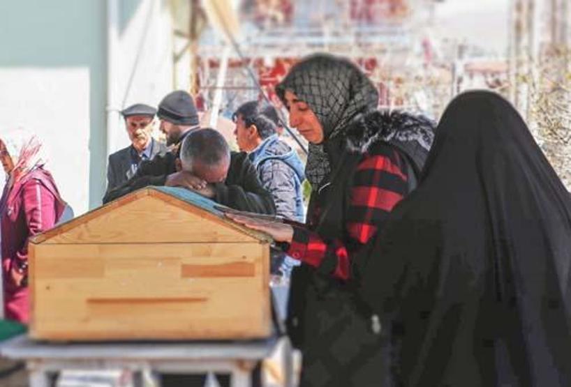 Elazığdaki aile katliamı: Son yolculuklarına uğurlandılar