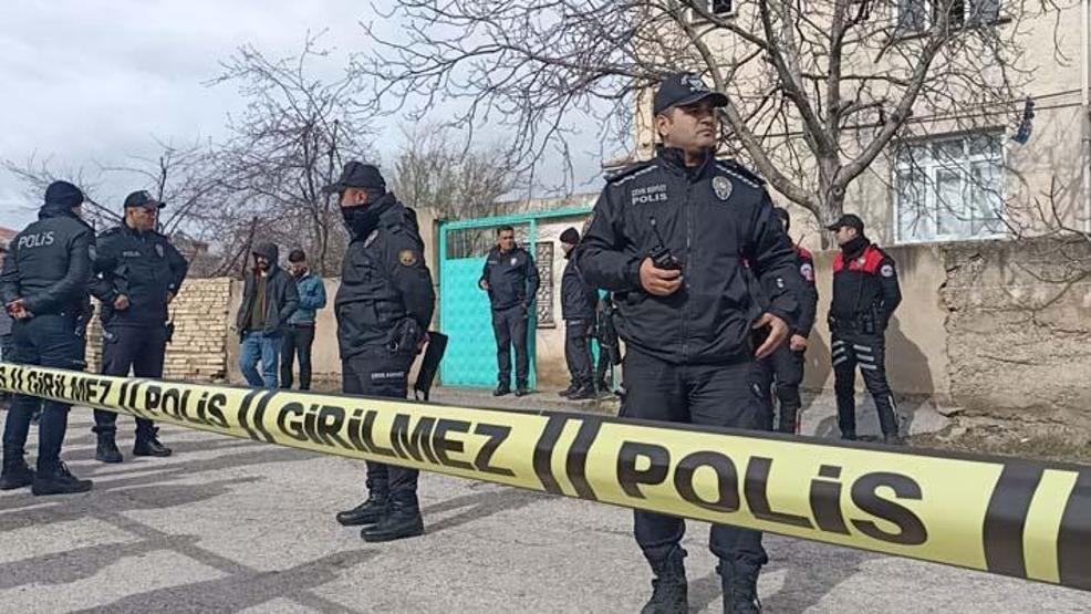 Ailesinden 5 kişiyi öldüren öğretmen, kripto borsasında para kaybetmiş