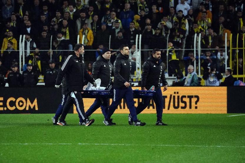 Fenerbahçe taraftarından Şenol Güneşe gönderme
