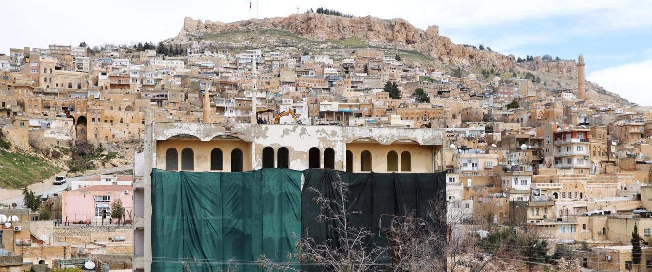 Afet bölgesi ilan edilen Mardinde 59 yapı ağır hasarlı