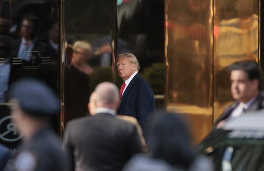 Trump, yarın hakim karşısına çıkmak üzere New York’ta