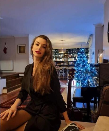 Leyla Lydia Tuğutlu, oğlunu paylaştı