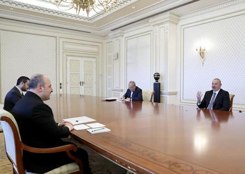 Azerbaycan Cumhurbaşkanı Aliyev de Toggu teslim aldı