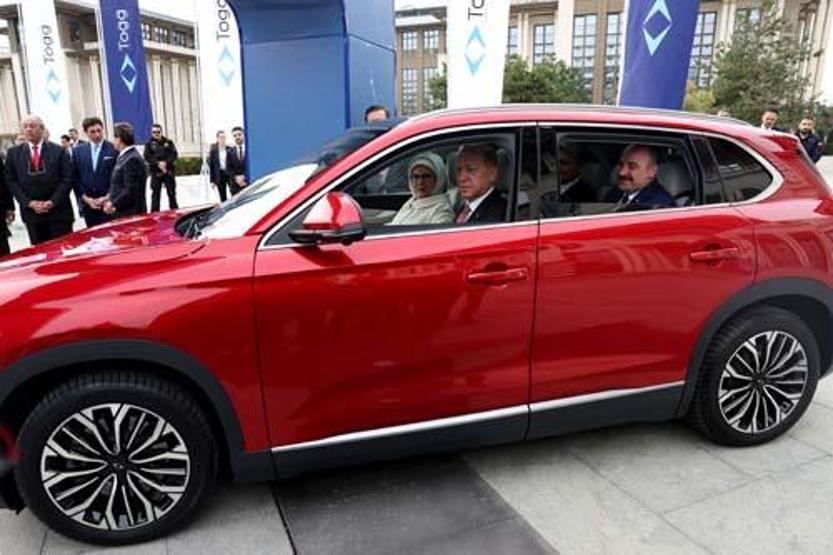 Cumhurbaşkanı Erdoğan Toggun direksiyonunda