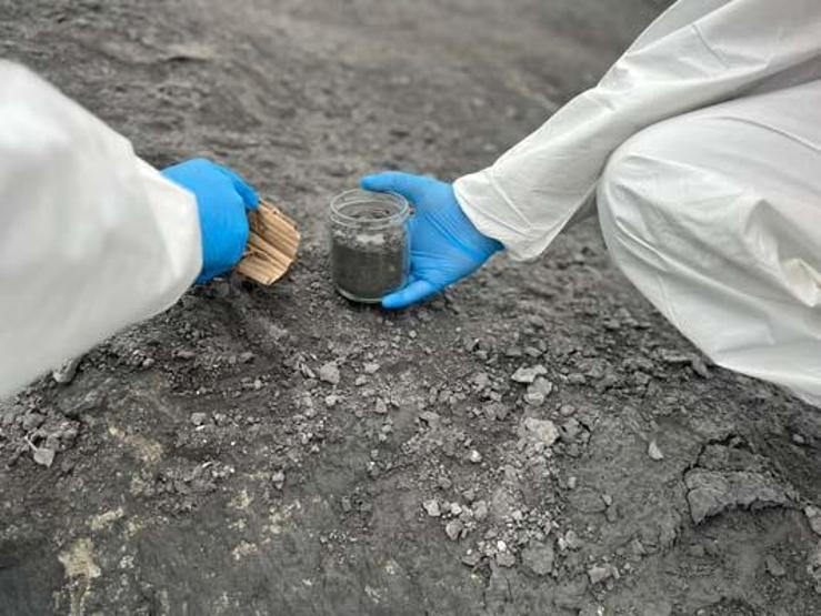 Arnavutköyde kimyasal atık baraja karıştı; bakanlık inceleme yaptı