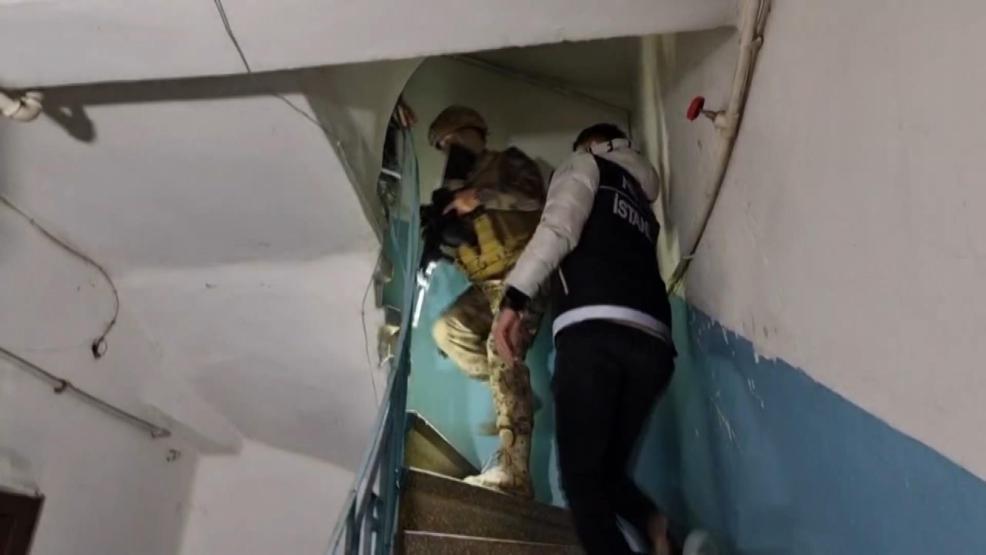 İstanbulda zehir tacirlerine şafak vakti operasyon