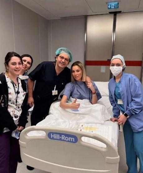 Petek Dinçöz ameliyat oldu