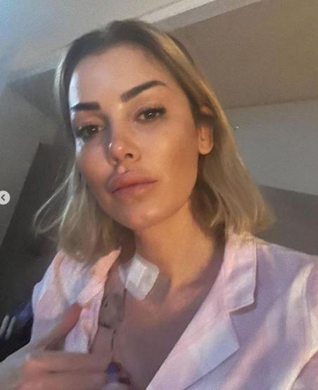 Petek Dinçöz ameliyat oldu
