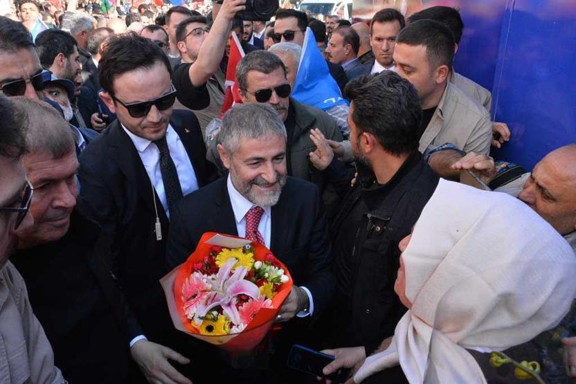 Bakan Nebatiden doğal gaz mesajı: 20 Nisanda vanayı çevireceğiz